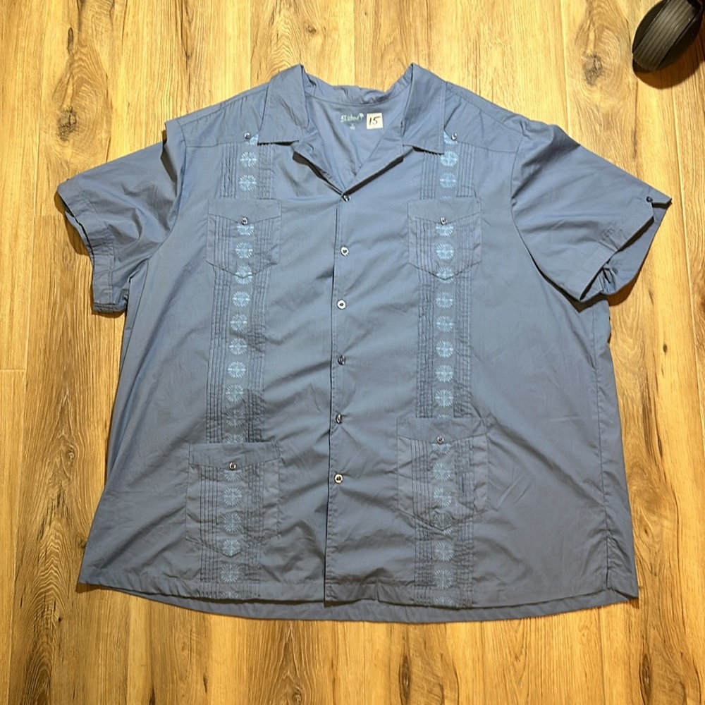 ￼ks Island Blue Short-Sleeve Guayabera Shirt with embroidery ￼#15